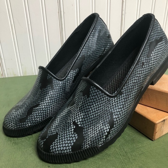 Cougar Canada Rubber Rain Shoes in Snake Print - Picture 1 of 8